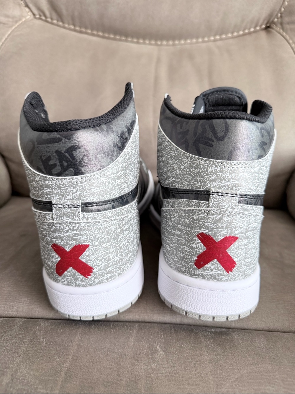 Nike High-Top Sneakers in Black and White Graphic Print - Picture 2 of 5